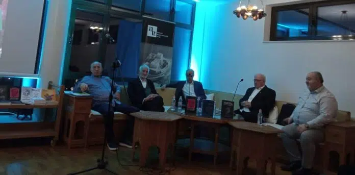 Konjic: Održana autorska večer novinara i publiciste Slavka Mandića iz Konjic Odrzana Autorska Vecer Novinara I Publiciste Slavka Mandica Iz