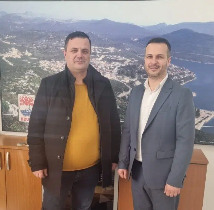 Prvi zvanični posjet: Anđelko Maslać razgovarao s načelnikom Općine Neum Prvi Zvanicni Posjet Andelko Maslac Razgovarao S Nacelnikom Opcine Neum