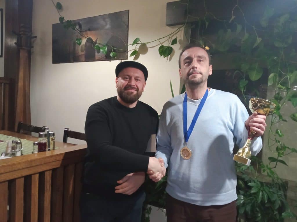 Mostarac Sanjin Hasanović pobjednik 2. memorijalnog turnira u tavli "Kadrija Delalić"
