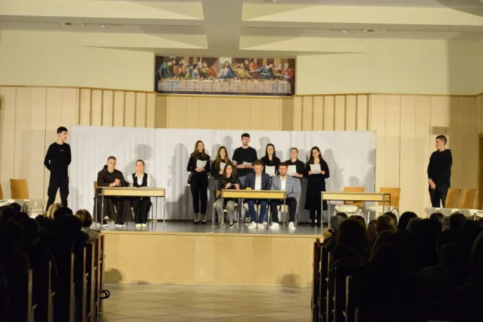 Festival religiozne drame: Frama Široki Brijeg izvela predstavu „Svećenik krvave 1710338432 Festival Religiozne Drame Frama Siroki Brijeg Izvela Predstavu „Svecenik Krvave