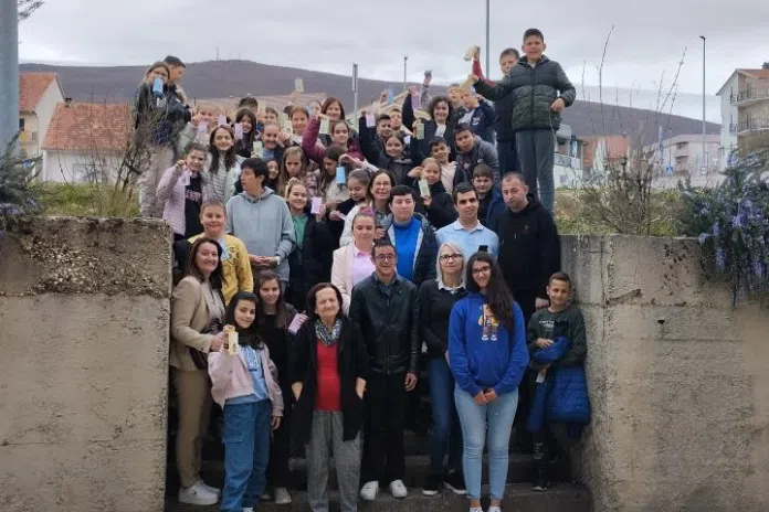 Posušje: Učenici OŠ Ivana Mažuranića boravili u Udruzi osoba s 1711532553 Posusje Ucenici Os Ivana Mazuranica Boravili U Udruzi Osoba S