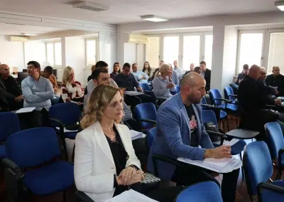 Ljubuški: Maturantima po 300 KM potpore i podmirenje troškova maturalne Ljubuski Maturantima Po 300 Km Potpore I Podmirenje Troskova Maturalne