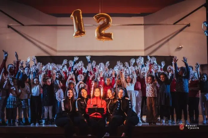 Mažoretkinje iz Rame proslavile su 12. rođendan Mazoretkinje Iz Rame Proslavile Su 12 Rodendan