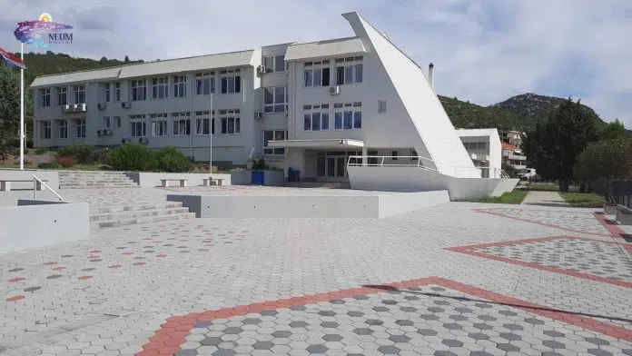 Obavijest o upisima u prvi razred osnovne škole Obavijest O Upisima U Prvi Razred Osnovne Skole