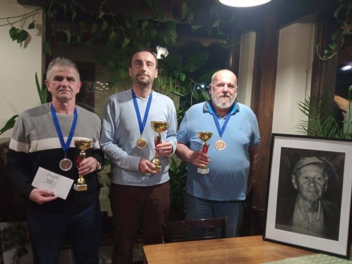 Pobjednik 2 Memorijalnog Turnira U Tavli Kadrija Delalic Je Mostarac