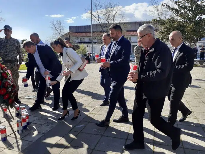 U Ljubuškom obilježena 32. obljetnica utemeljenja Hrvatskog vijeća obrane 1712248786 U Ljubuskom Obiljezena 32 Obljetnica Utemeljenja Hrvatskog Vijeca Obrane