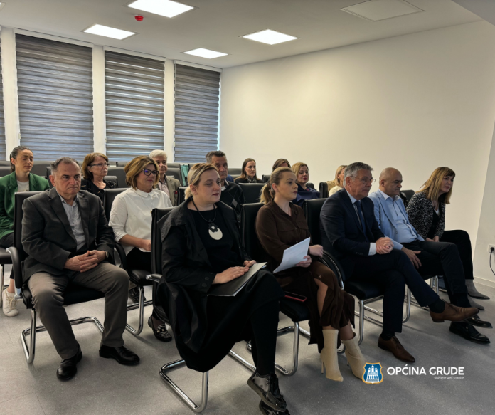 1712306695 U Opcini Grude Predstavljen Program Zdrave Zajednice U Bosni I