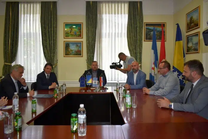 Sattler u posjeti Ljubuškom: Ljubuški je pravi primjer za sve 1712676765 Sattler U Posjeti Ljubuskom Ljubuski Je Pravi Primjer Za Sve