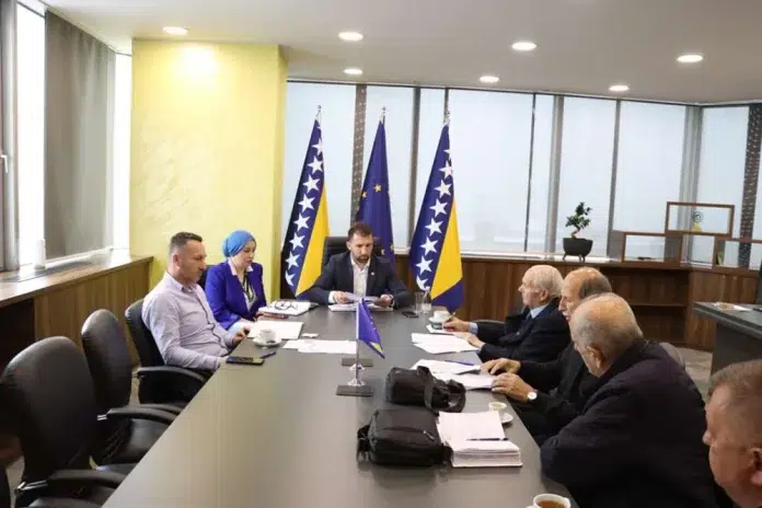 Delic S Predstavnicima Umirovljenika O Povecanju Mirovina.webp