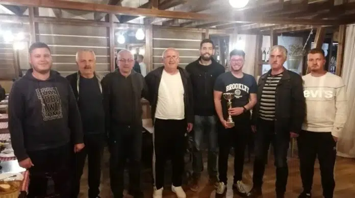 Dragan Burić pobjednik 7. Prvenstva općine Čitluk u šahu Dragan Buric Pobjednik 7 Prvenstva Opcine Citluk U Sahu