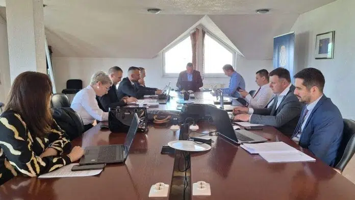 Livanjska gimnazija dobiva sportsku dvoranu Livanjska Gimnazija Dobiva Sportsku Dvoranu