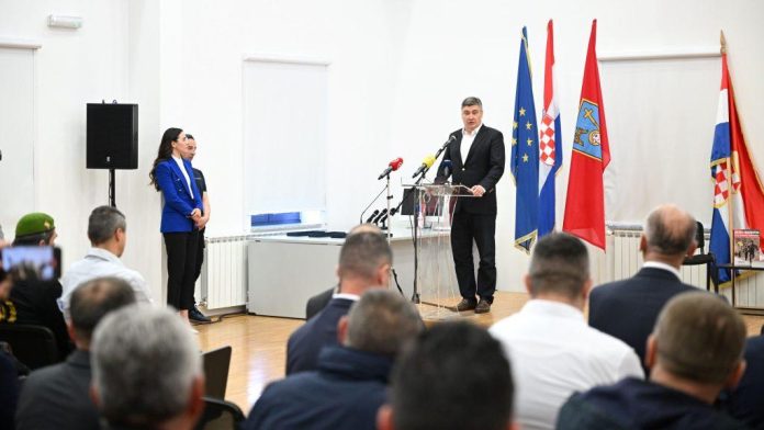 Milanovic Na Obljetnici Osnivanja Hvo A Hrvatska Se Branila U Kupresu