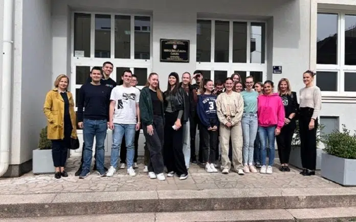 U Srednjoj školi Čapljina predstavljeni studijski programi FF SUM U Srednjoj Skoli Capljina Predstavljeni Studijski Programi Ff Sum