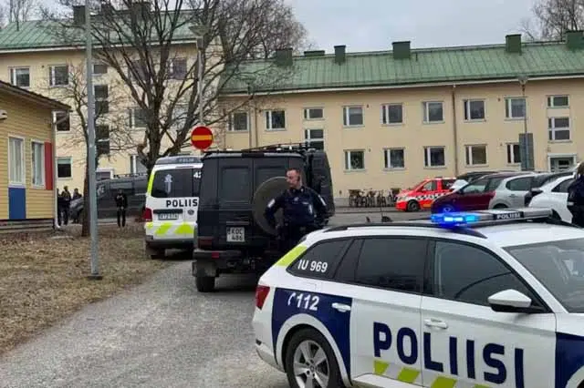 U-pucnjava-u-osnovnoj-skoli-ozlijedeno-vise-ucenika.jpg U Pucnjava U Osnovnoj Skoli Ozlijedeno Vise Ucenika