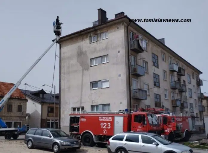 ZAVRŠENA obuka i polaganje ispita za vatrogasce sa područja Hercegbosanske Zavrsena Obuka I Polaganje Ispita Za Vatrogasce Sa Podrucja Hercegbosanske