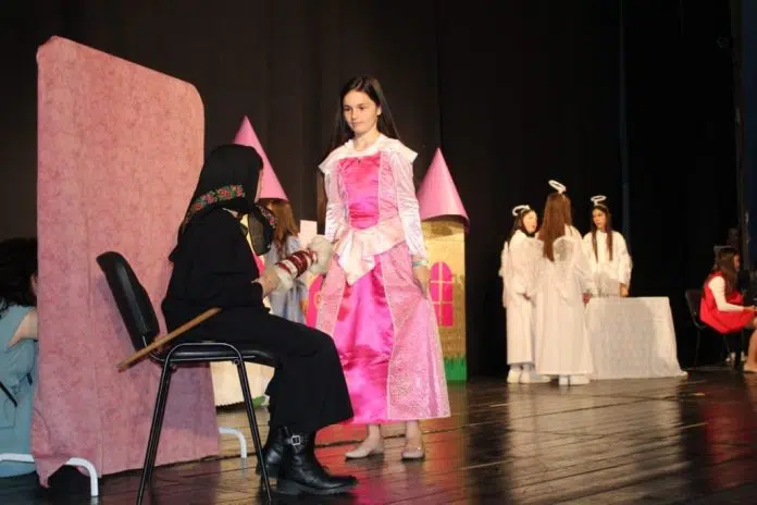1715468053 Os Fra Mijo Cuic Dramska Sekcija Sudjelovala Na 25 Festivalu