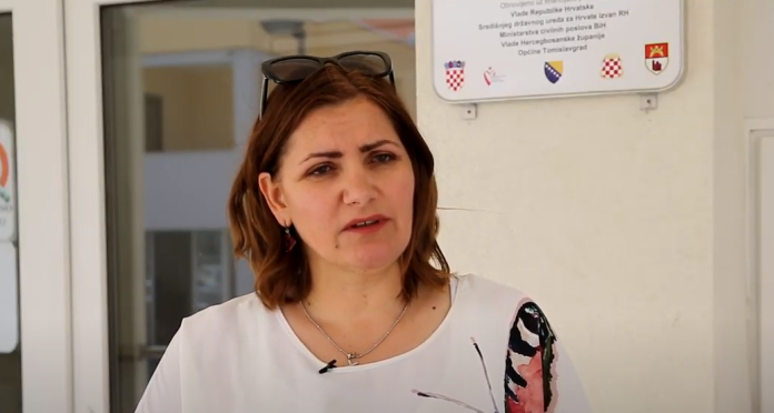 Danijela Papic Vise Od 180 Mladih Na Festivalu Srednjoskolskog Teatra