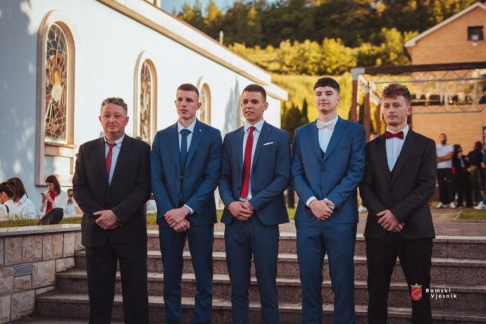 Luka Marusic Ucenik Generacije Srednje Skole Prozor Medu Cetverogodisnjim