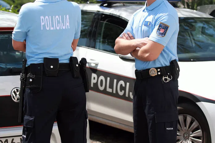 Mup Ovi Federacije Bih Raspisuju Konkurse Za Zaposljavanje Novih Sluzbenika