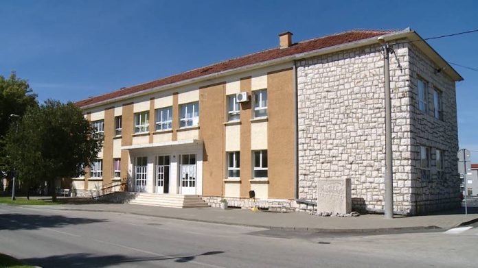 Osnovna Skola Marka Marulica Ukljucena U Projekt Mostovi Inovacija