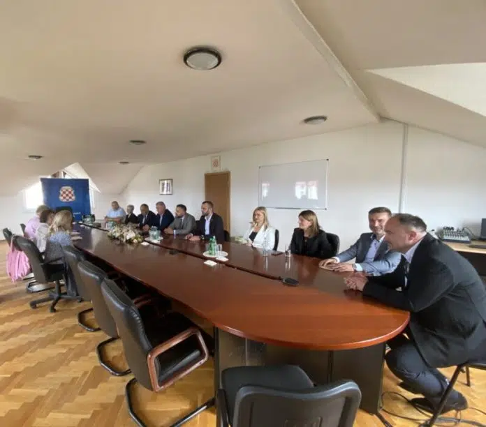 Predstavnici Svjetske Banke Iz Oblasti Zdravstva U Bih S Federalnim