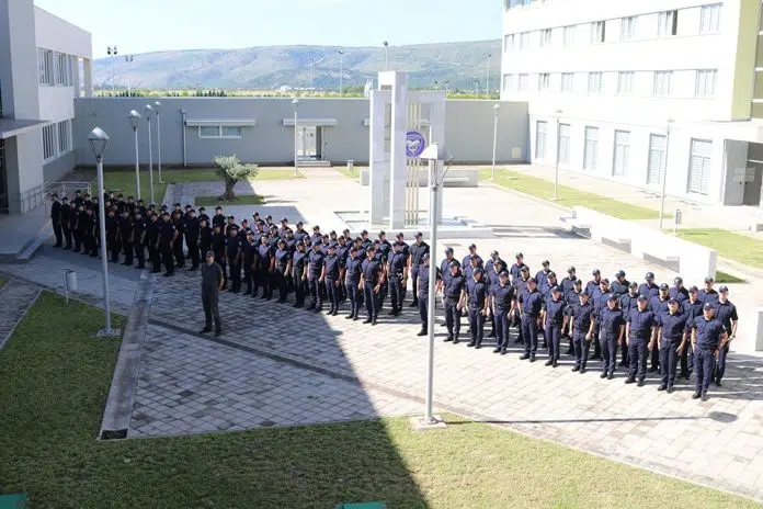 Promocija 98 kadeta Granične policije BiH u činove policajaca u Promocija 98 Kadeta Granicne Policije Bih U Cinove Policajaca U