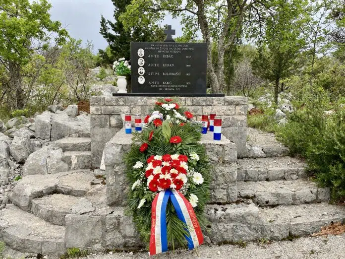 Prošle su 32 godine od oslobođenja sela Drijen Prosle Su 32 Godine Od Oslobodenja Sela Drijen