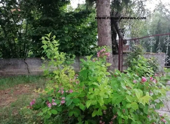 Ugodno Oblacno I Vjetrovito Jutro Iz Tomislavgrada