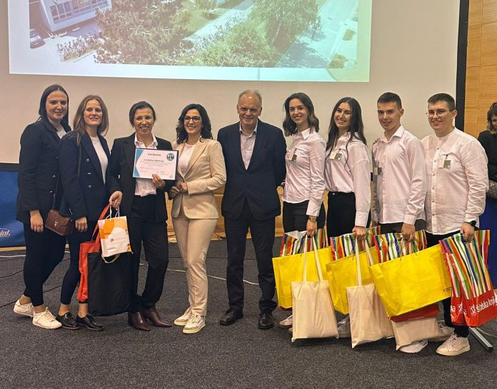 Uspjesan Nastup Grudskih I Posuskih Srednjoskolaca U Varazdinu