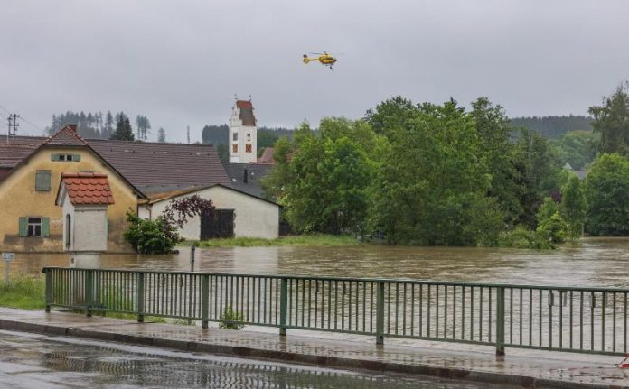 1717267620 Fotokaos U Njemackoj Dijelovi Zemlje Pod Vodom Zbog Olujnog Vremena