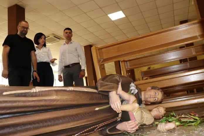 Provala u crkvu na Bijelom brijegu - čin najvećeg svetogrđa 1718031429 Provala U Crkvu Na Bijelom Brijegu Cin Najveceg Svetogrda