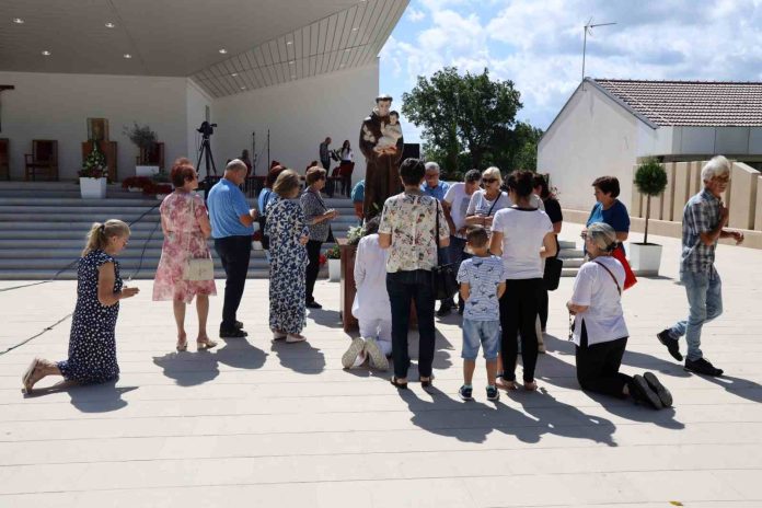 1718281351 Sveta Ceremonija Sv Ante Na Humcu