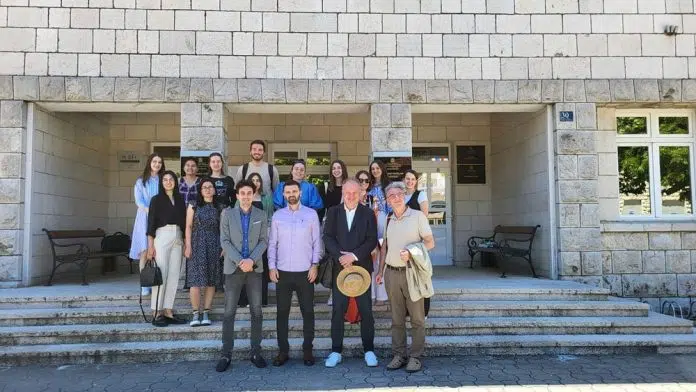 Arhitekti su posjetili Posušje i predstavili ideje za Dom kulture 1718539649 Arhitekti Su Posjetili Posusje I Predstavili Ideje Za Dom Kulture