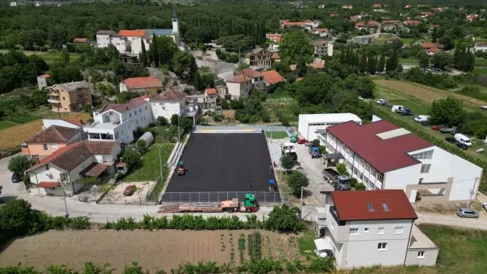 Obnovljeno sportsko igralište u Čerinu 1718870510 Obnovljeno Sportsko Igraliste U Cerinu