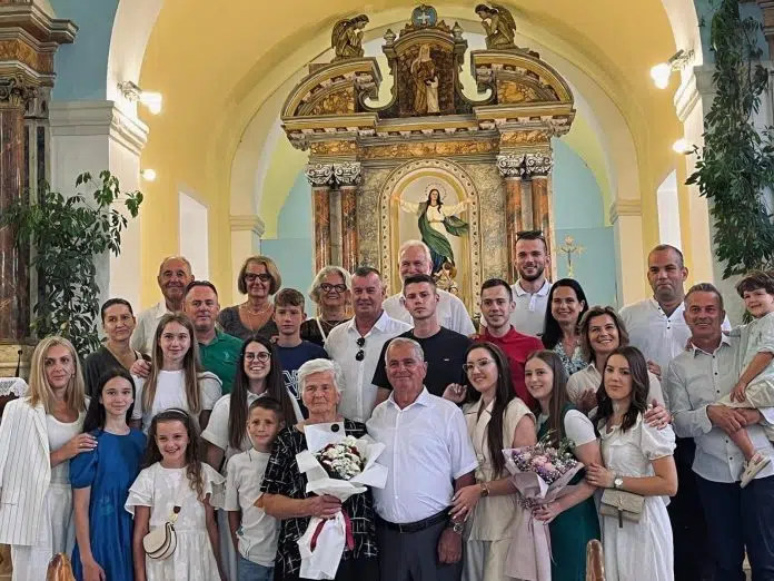Ana i Nedjeljko Glavinić proslavili pola vijeka zajedničkog života 1719158910 Ana I Nedjeljko Glavinic Proslavili Pola Vijeka Zajednickog Zivota