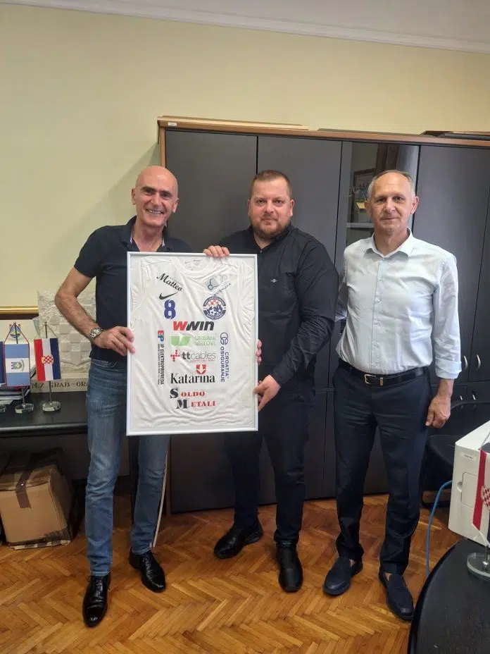 MNK Hercegovina na prijemu kod gradonačelnika Markotića Mnk Hercegovina Na Prijemu Kod Gradonacelnika Markotica