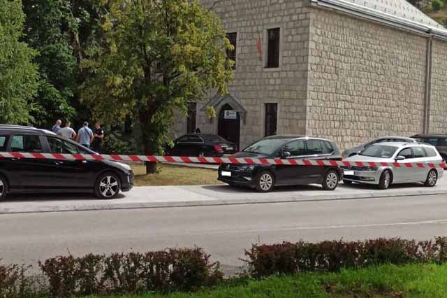 Napad Bombom Na Cetinju Identifikovana Dva Poginula Clana Grupe Skaljarskog