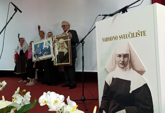 Otkriven spomenik časnoj sestri koja je sa Stepincem spašavala više Otkriven Spomenik Casnoj Sestri Koja Je Sa Stepincem Spasavala Vise.webp