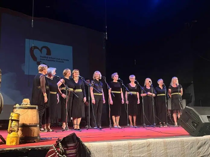 Dani kosidbe na Kupresu obilježeni 6. etnofestivalom Dani Kosidbe Na Kupresu Obiljezeni 6 Etnofestivalom Moj Ivane 2024