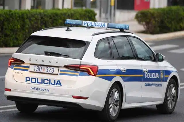 Dijete-je-ubolo-clana-obitelji-nozem.jpeg Dijete Je Ubolo Clana Obitelji Nozem