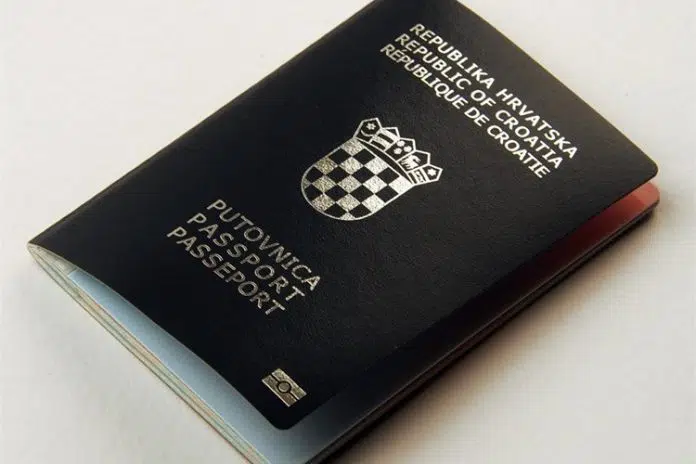 Hrvatska: Pogledajte kolike su cijene novih osobnih isprava, vozačkih dozvola Hrvatska Pogledajte Kolike Su Cijene Novih Osobnih Isprava Vozackih Dozvola