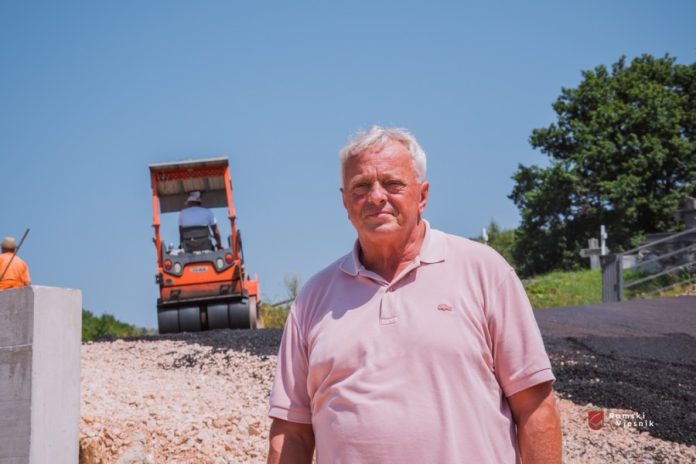 Uzdol Radovi Na Asfaltiranju Saobracajnica