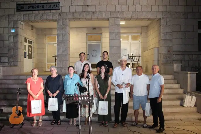 Posuško ljeto: Jubilarna 10. Večer ikavice održana, uz predstavljanje novog 1722532711 Posusko Ljeto Jubilarna 10 Vecer Ikavice Odrzana Uz Predstavljanje Novog