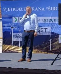 Delegacija Vlade Hercegbosanske županije na svečanom otvaranju gradilišta vjetroparka Široka 1723641056 615 Delegacija Vlade Hercegbosanske Zupanije Na Svecanom Otvaranju Gradilista Vjetroparka Siroka
