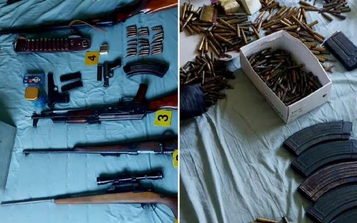 Pronađen arsenal oružja i droga kod Mostarca 1724506689 Pronaden Arsenal Oruzja I Droga Kod Mostarca