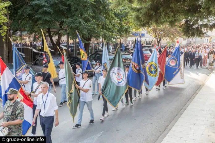FOTOGRAFIJA: Obilježena 31. obljetnica Hrvatske Republike Herceg-Bosne i Dan branitelja 1724881128 Fotografija Obiljezena 31 Obljetnica Hrvatske Republike Herceg Bosne I Dan Branitelja
