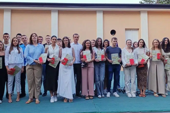 Čondrić: Želimo da Livno postane grad mladih obitelji Condric Zelimo Da Livno Postane Grad Mladih Obitelji
