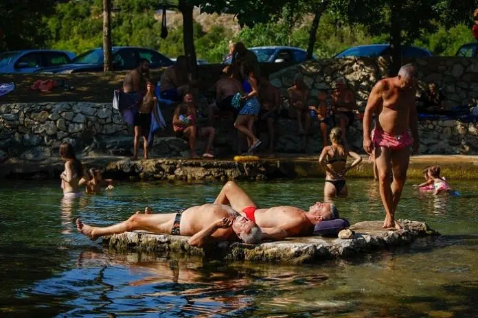 Crveni meteoalarm ostaje aktivan do četvrtka Crveni Meteoalarm Ostaje Aktivan Do Cetvrtka