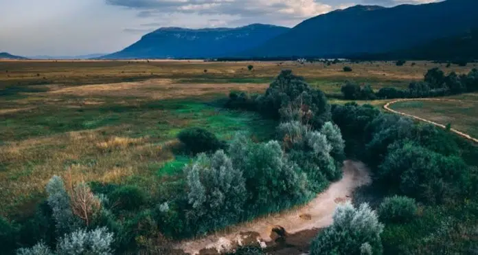 Ekološka katastrofa u Livanjskom polju: Plovuća postala suho korito! Ekoloska Katastrofa U Livanjskom Polju Plovuca Postala Suho Korito