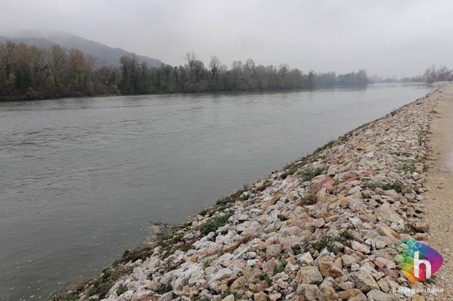 Pronadena Tijela Cetiri Migranta U Rijeci Drini
